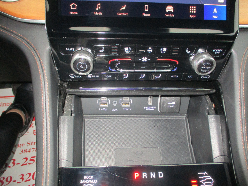 Certified 2023 Jeep Grand Cherokee Summit image 9