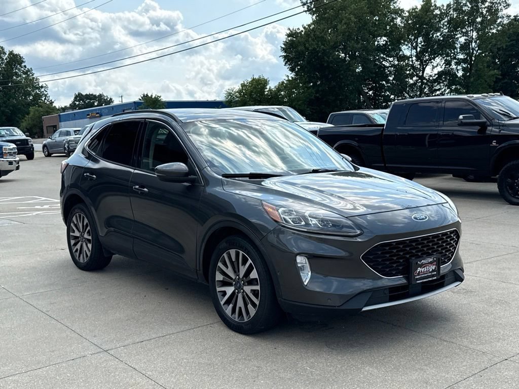 Used 2020 Ford Escape Titanium AWD/4WD image 18