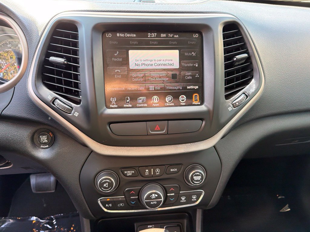 Used 2015 Jeep Cherokee Limited AWD/4WD image 18