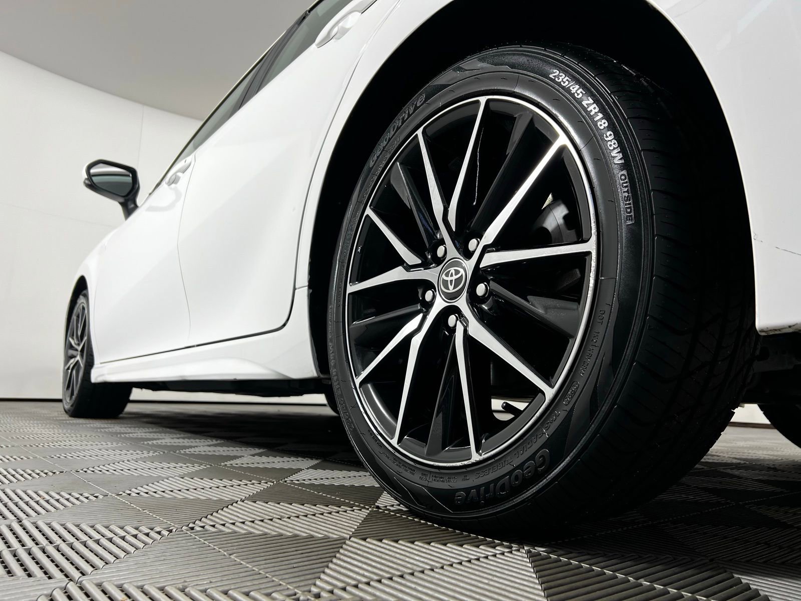 Certified 2023 Toyota Camry SE image 25