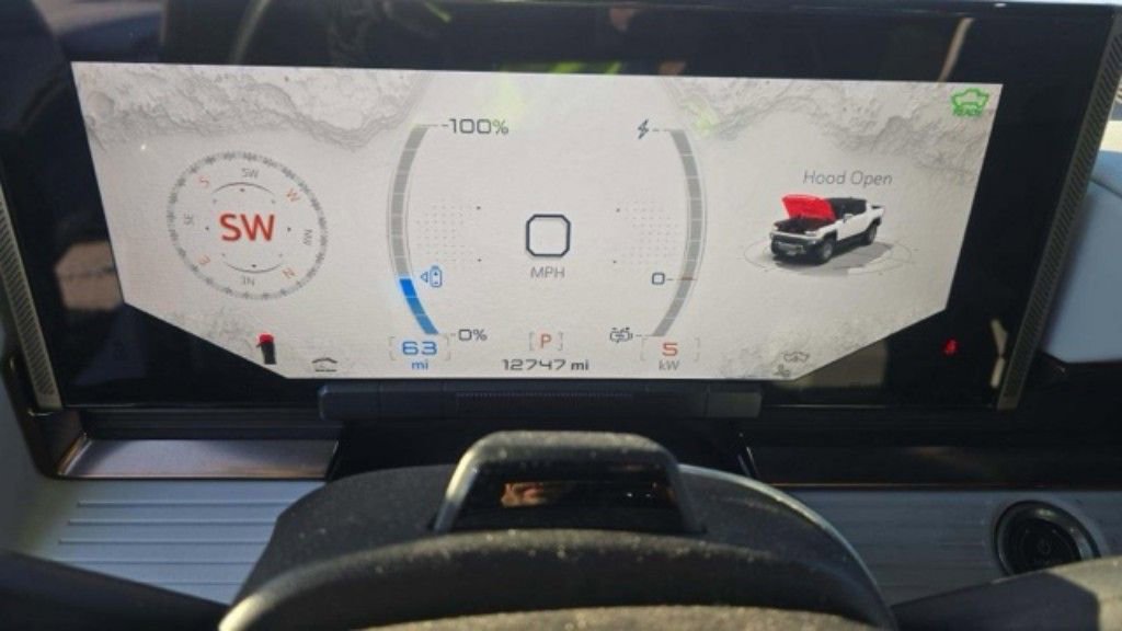 Used 2025 GMC Hummer EV 3X w/ LPO, Sport Package image 17