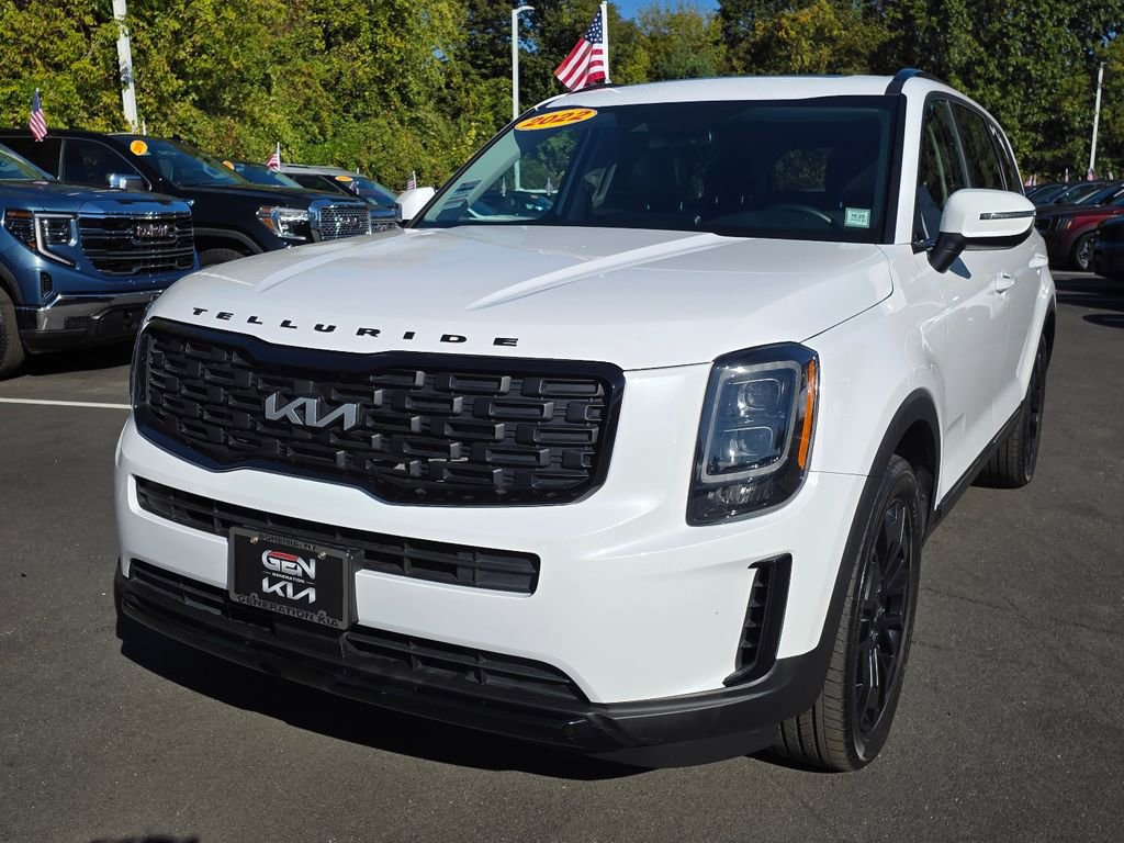 Used 2022 Kia Telluride EX w/ EX Premium Package image 3
