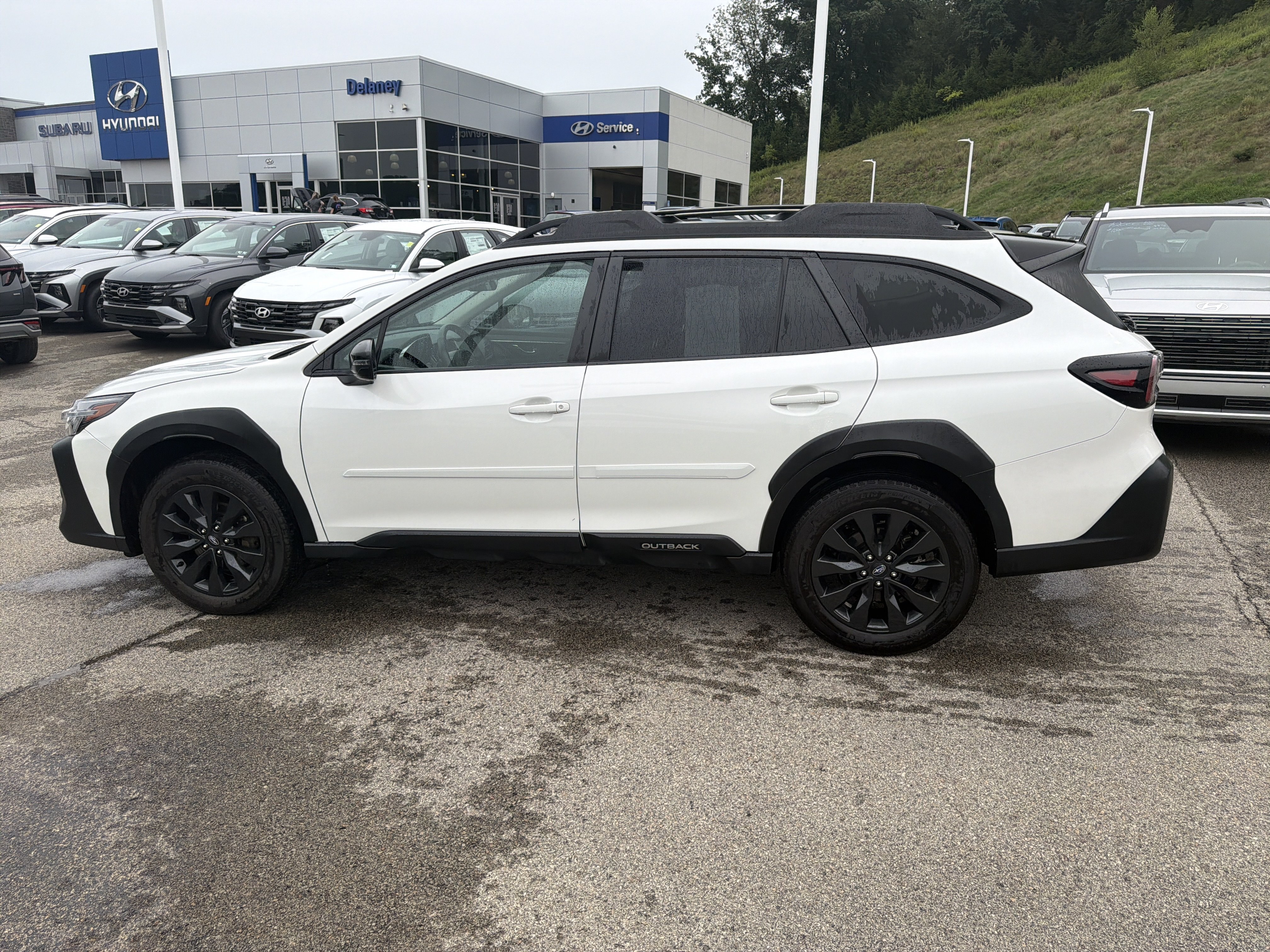 Certified 2024 Subaru Outback Onyx Edition XT AWD/4WD image 3