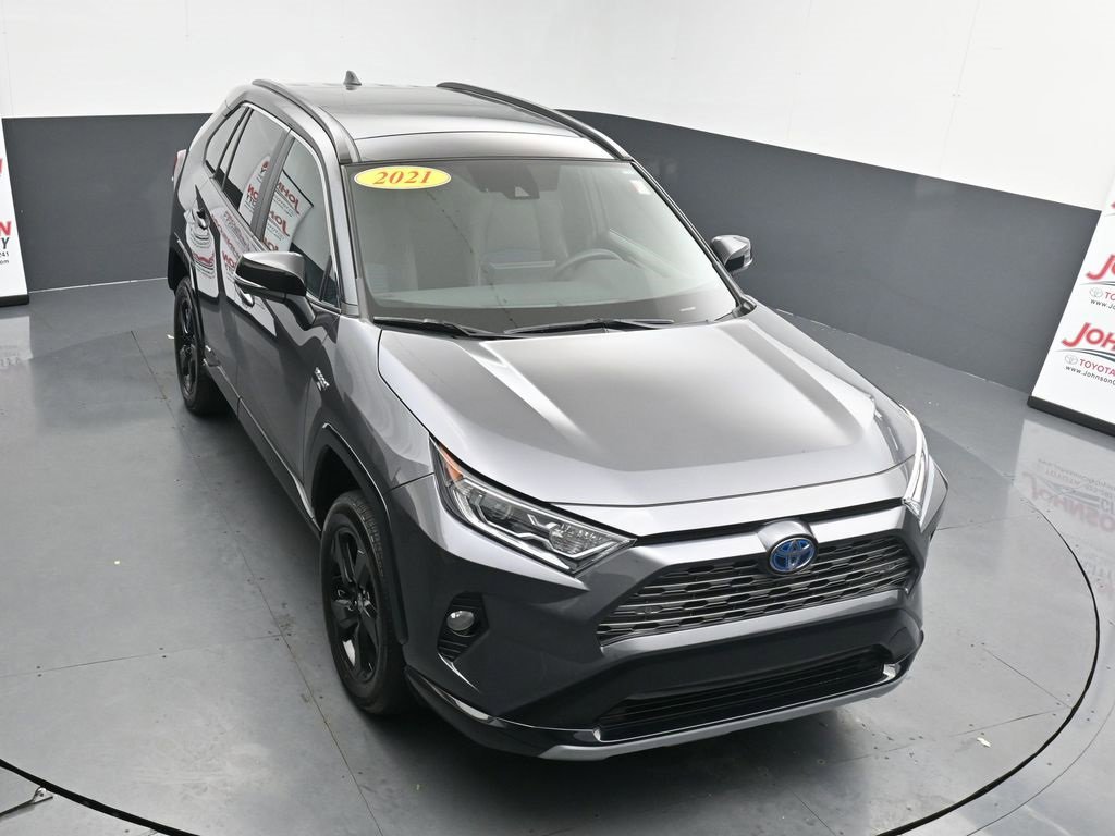 Used 2021 Toyota RAV4 XSE image 28