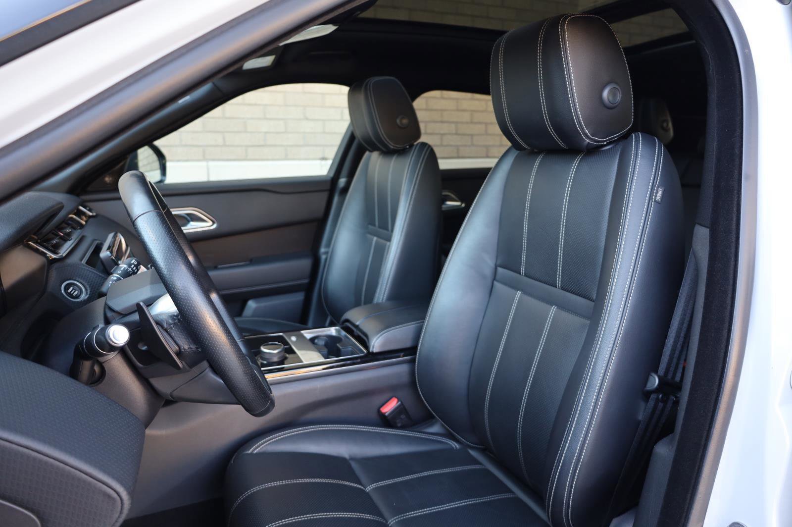 Used 2020 Land Rover Range Rover Velar S image 17