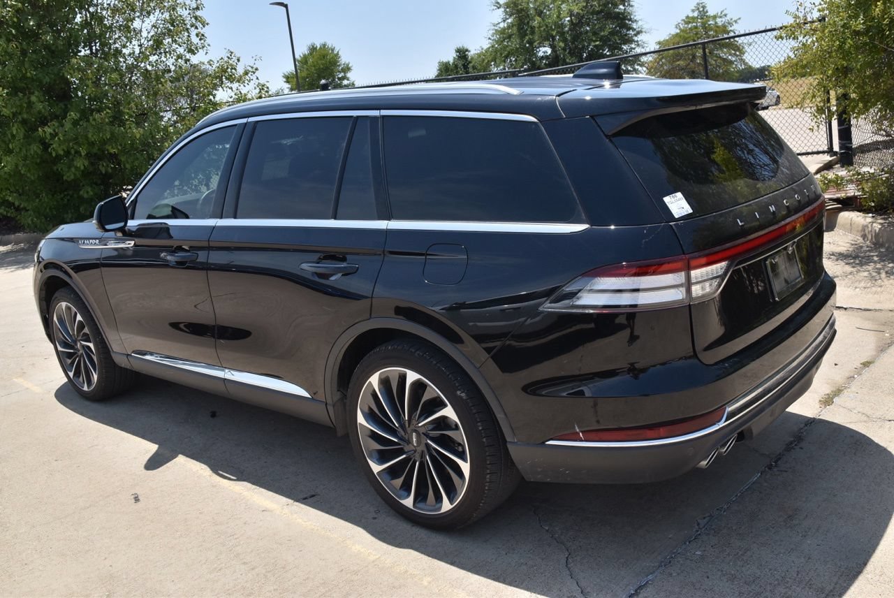 Certified 2026 Lincoln Aviator Reserve AWD/4WD image 7