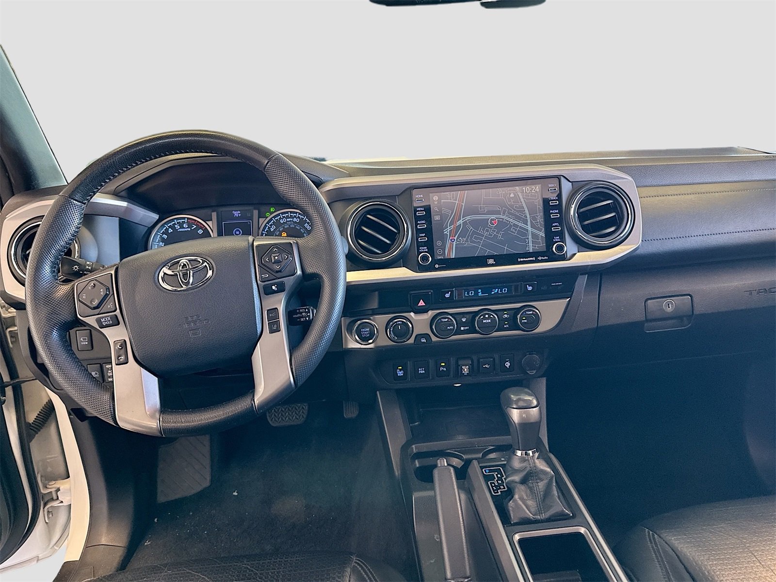 Used 2020 Toyota Tacoma Limited image 24