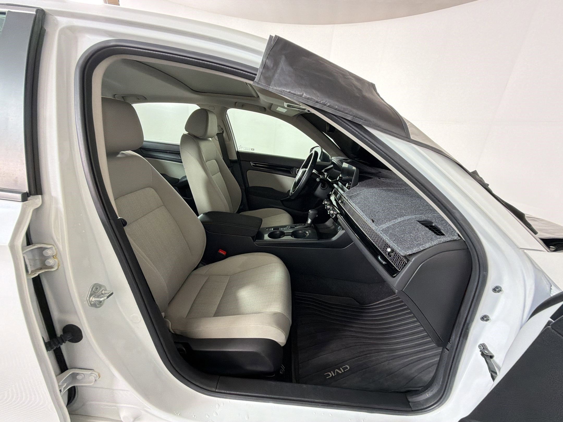 Used 2024 Honda Civic EX image 29
