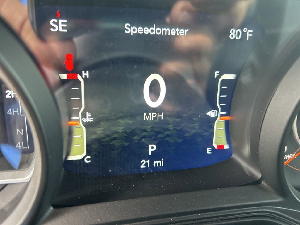 Used 2025 Jeep Wrangler Unlimited Sahara AWD/4WD image 42