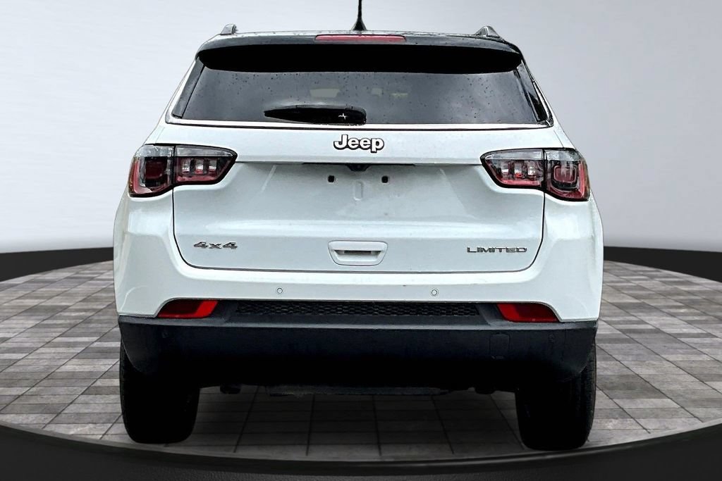 Used 2025 Jeep Compass Limited AWD/4WD image 5