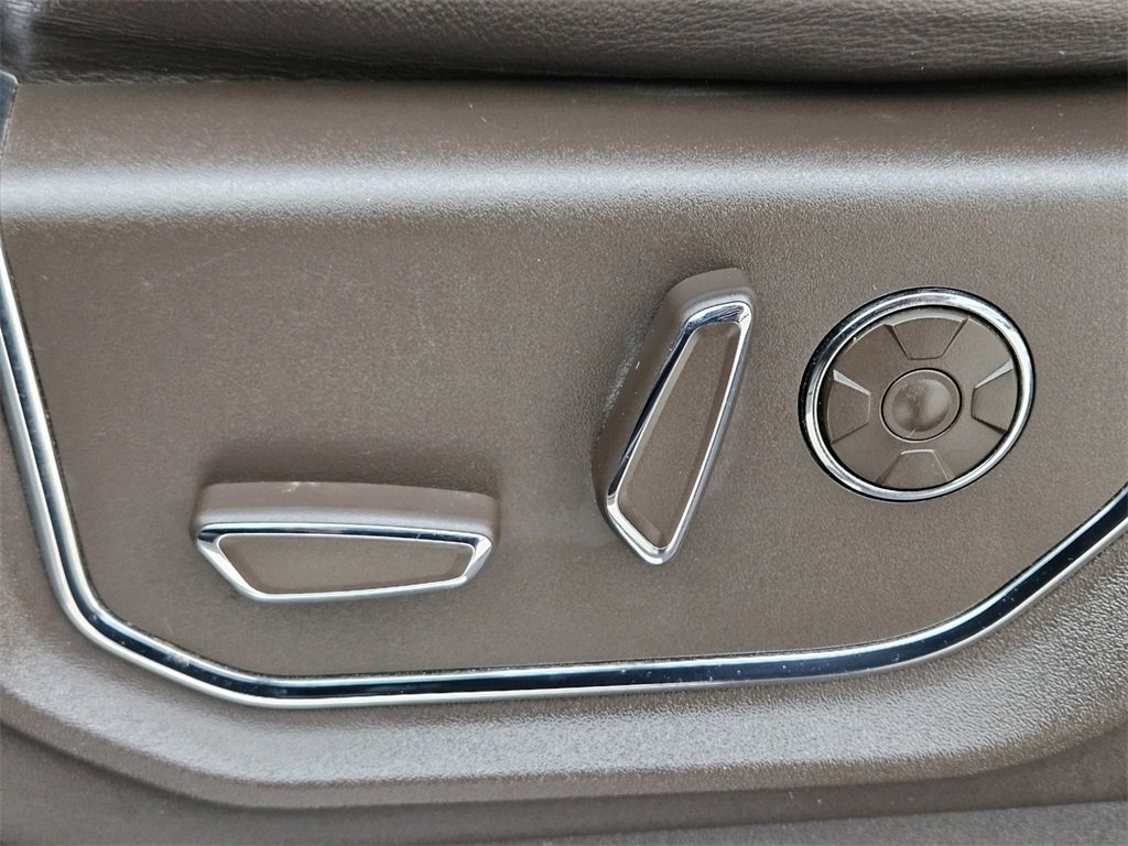 Used 2017 Ford F150 King Ranch w/ Equipment Group 601A Luxury image 20