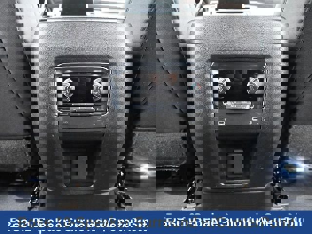 Used 2023 Chevrolet Suburban Premier image 20