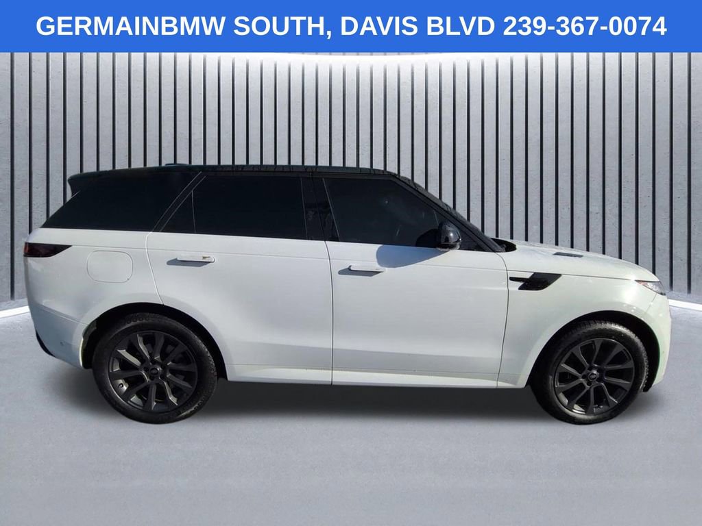 Used 2023 Land Rover Range Rover Sport SE Dynamic AWD/4WD image 4