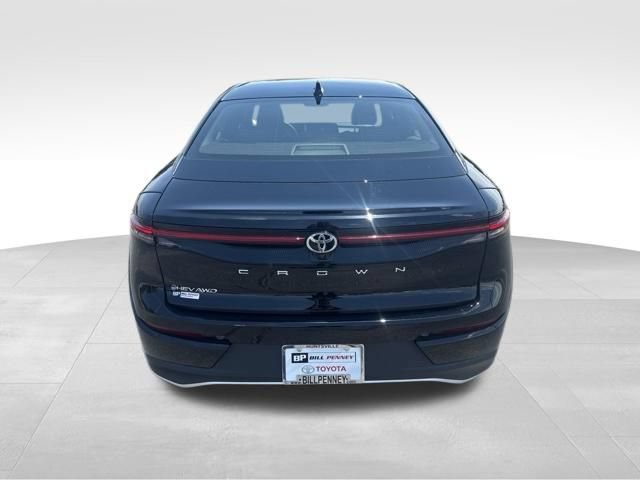Used 2024 Toyota Crown AWD/4WD image 4