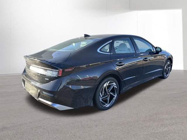 New 2026 Hyundai Sonata SEL AWD/4WD image 13