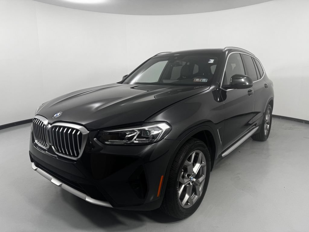 Used 2022 BMW X3 xDrive30i w/ Premium Package AWD/4WD image 3