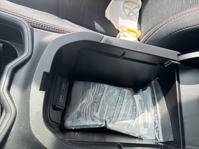 Used 2023 Toyota RAV4 SE w/ Weather & Moonroof Package image 23