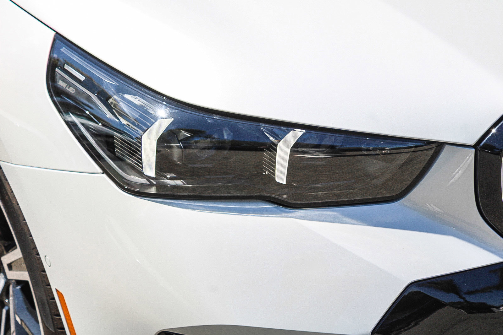 New 2025 BMW i5 M60 w/ Premium Package AWD/4WD image 8