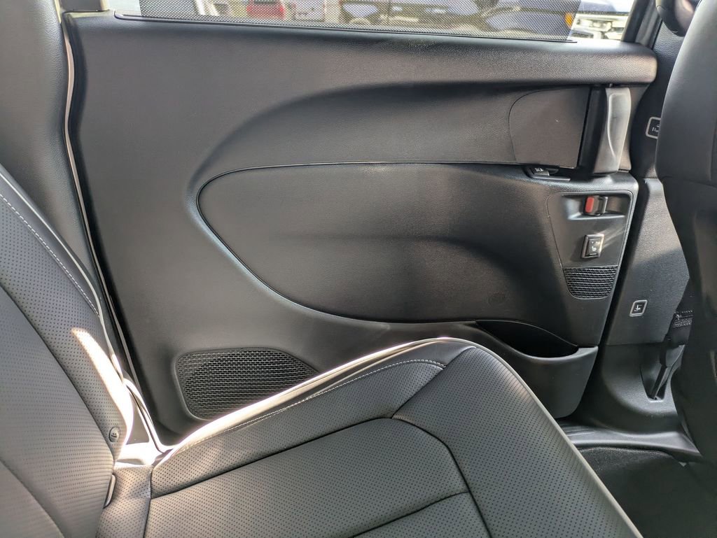 New 2026 Chrysler Pacifica Limited image 36
