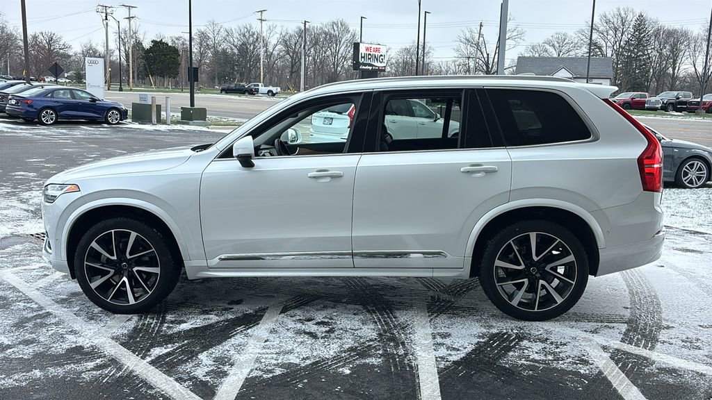 Certified 2023 Volvo XC90 B5 Plus w/ Protection Package Premier image 3