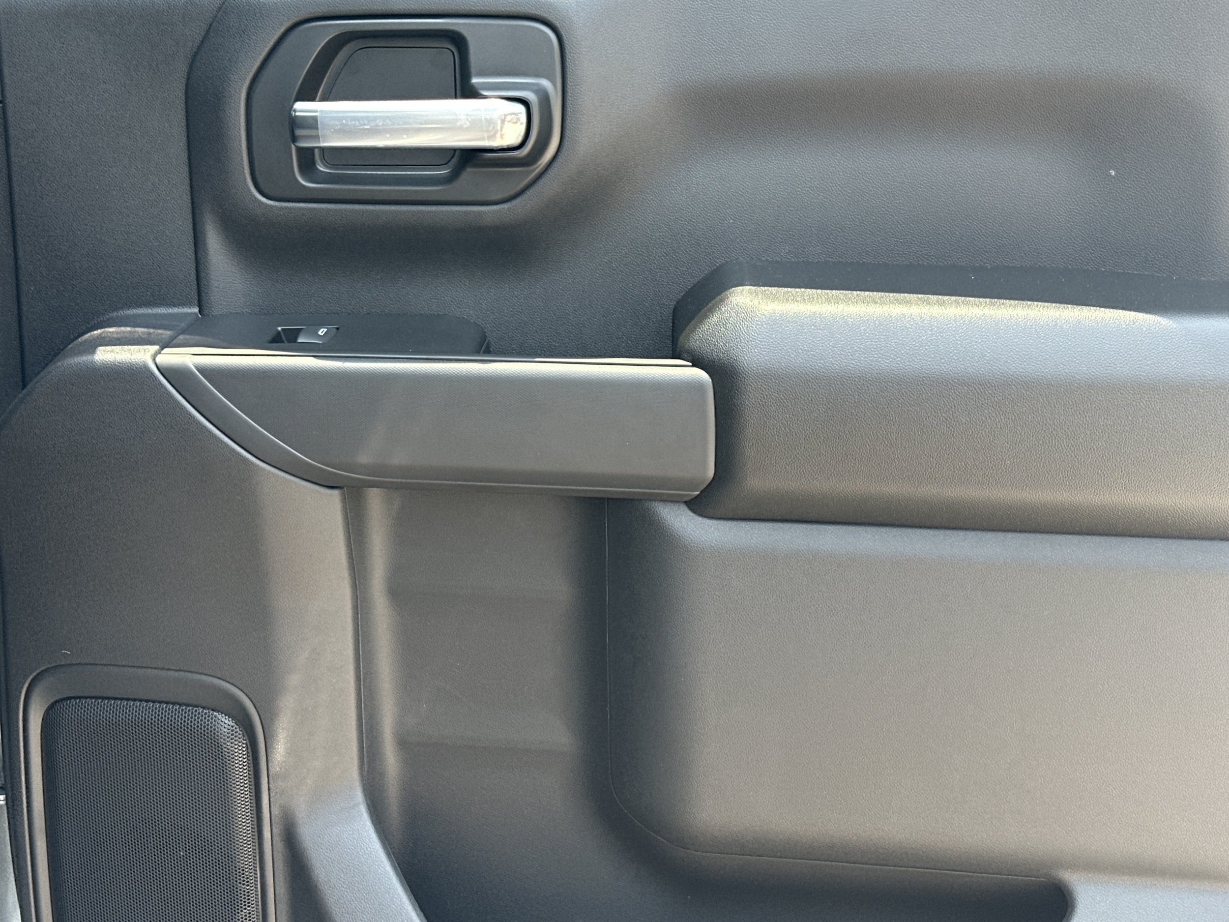New 2026 Chevrolet Silverado 1500 Custom w/ Turbomax Blackout Package AWD/4WD image 16