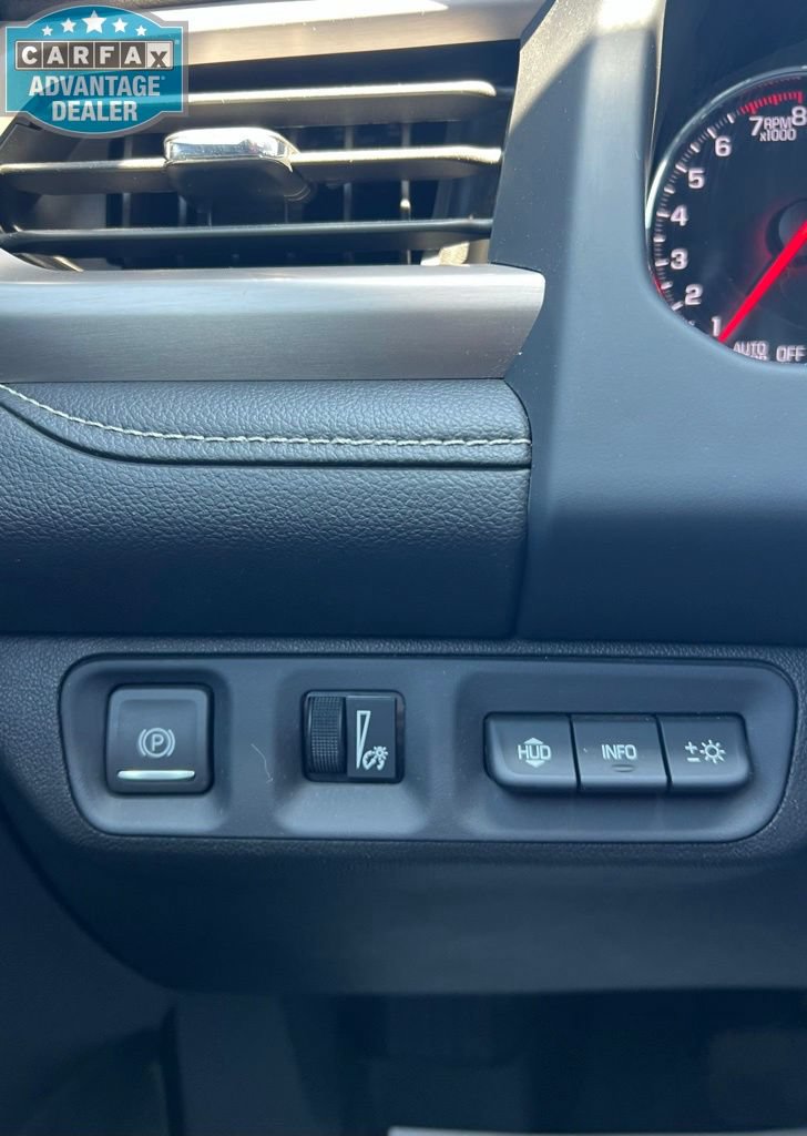 Used 2021 GMC Acadia Denali w/ Denali Technology Package FWD image 11