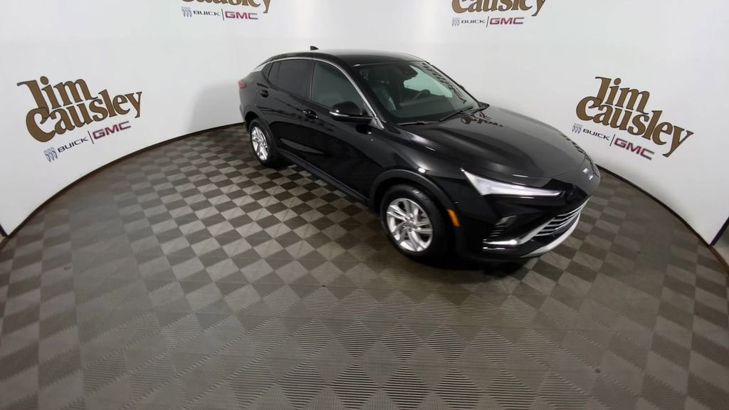 Certified 2024 Buick Envista Preferred w/ Convenience I Package image 2