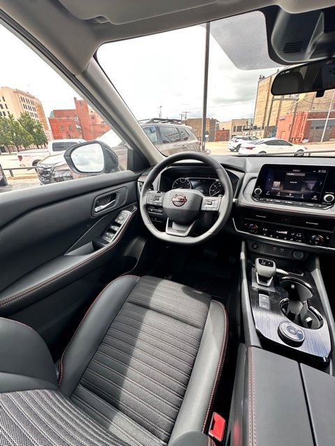 New 2026 Nissan Rogue Rock Creek image 33