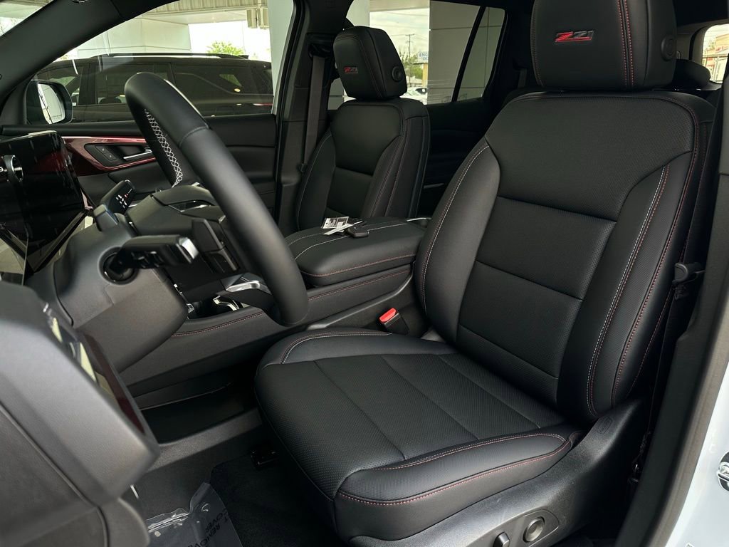 New 2026 Chevrolet Traverse Z71 w/ Enhanced Driving Package AWD/4WD image 13