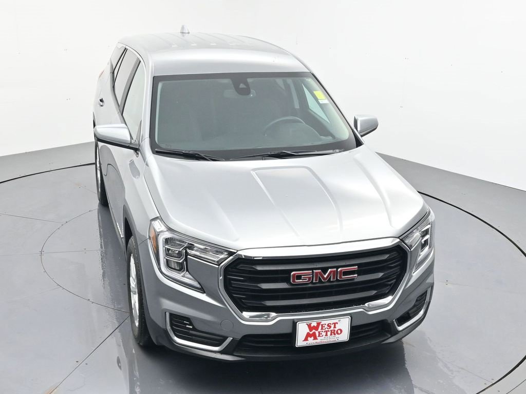 Certified 2024 GMC Terrain SLE image 4