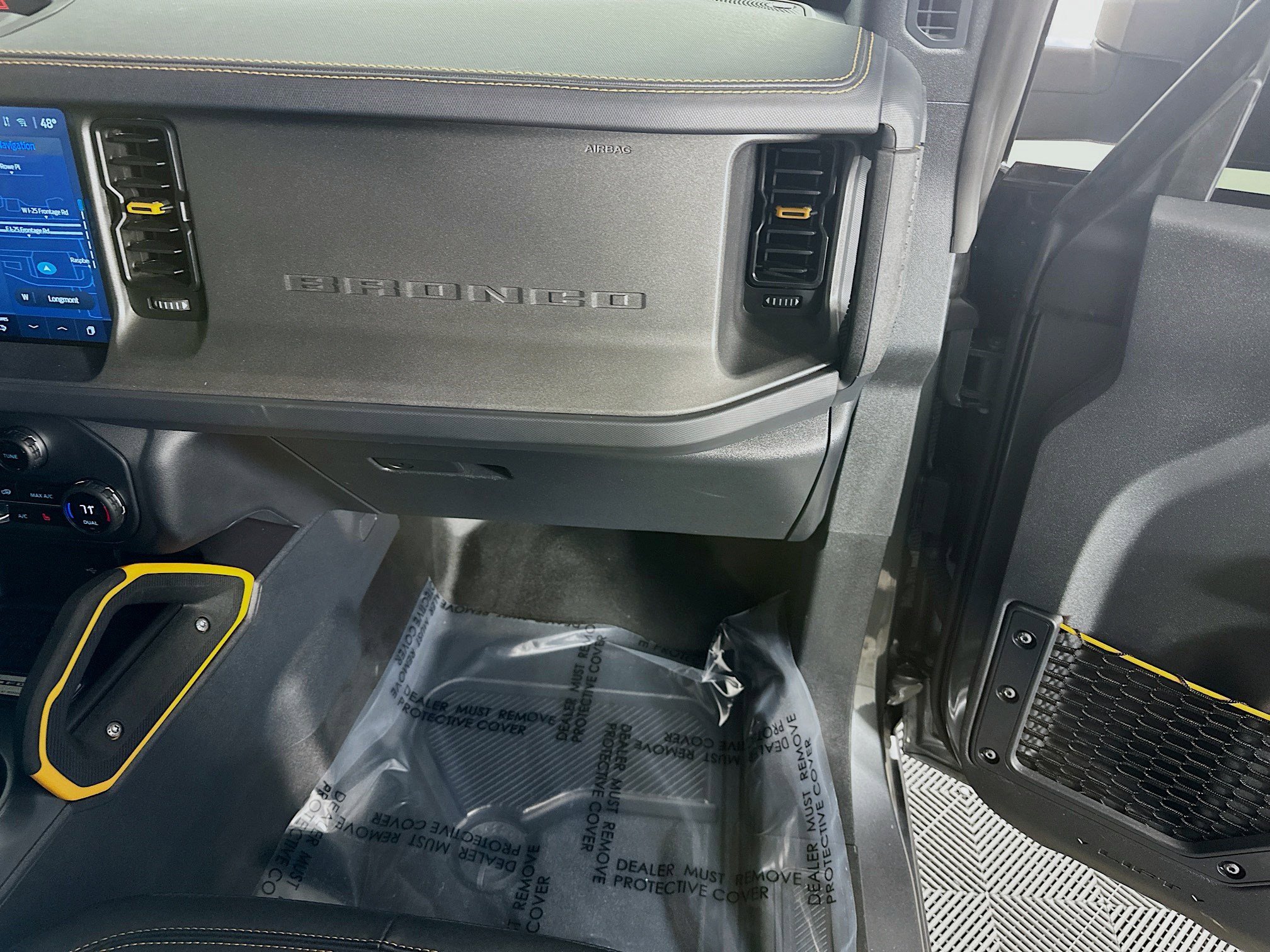 Used 2024 Ford Bronco Badlands image 33