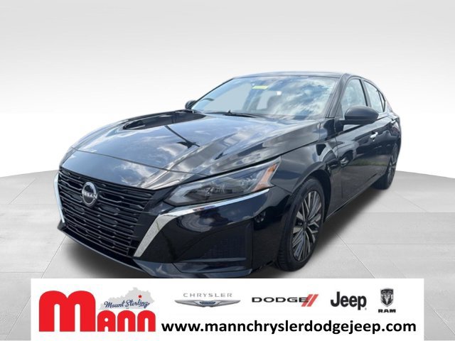 Used 2024 Nissan Altima 2.5 SV