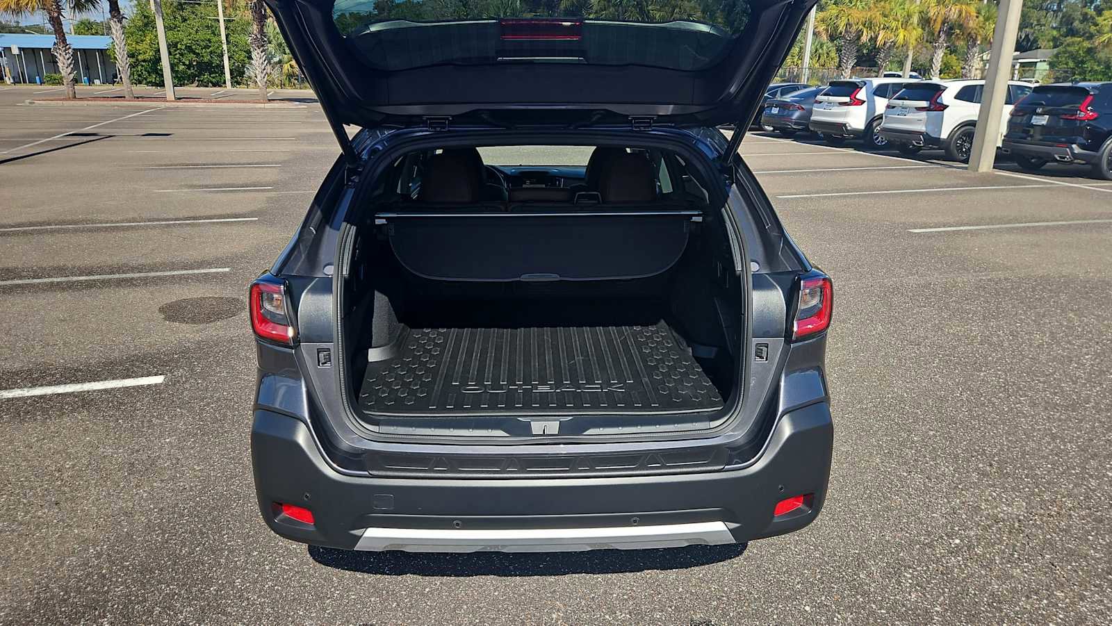 Used 2025 Subaru Outback Touring XT w/ Popular Package #2 image 21