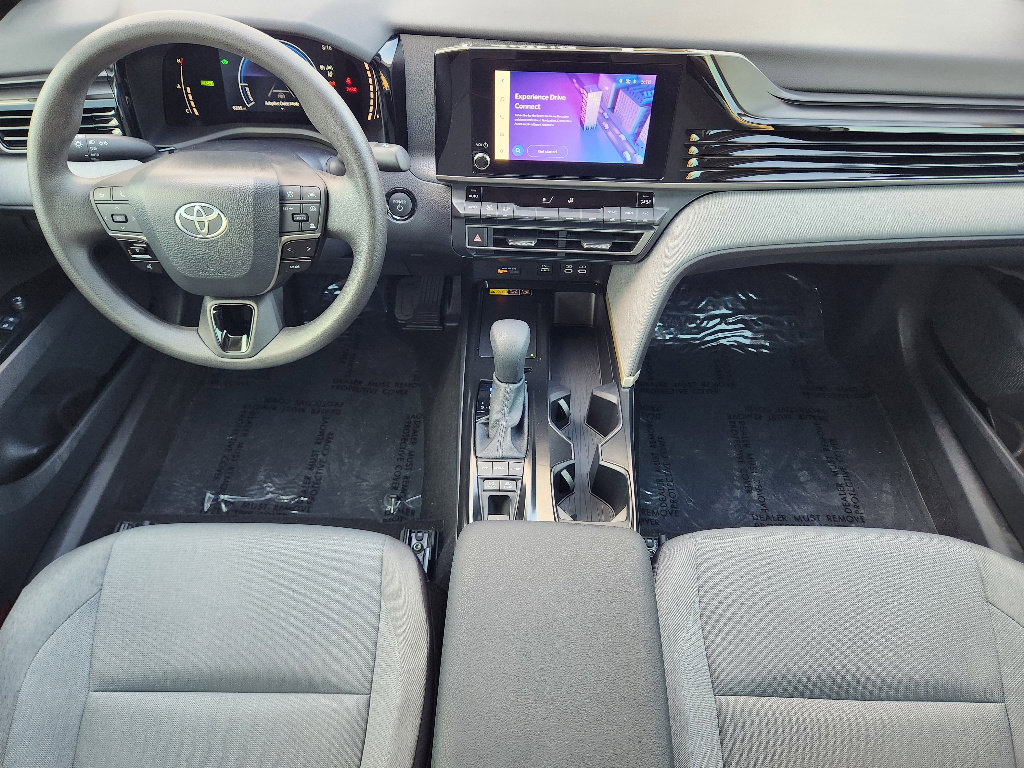 Used 2026 Toyota Camry LE w/ Convenience Package image 24