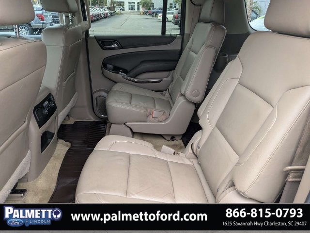 Used 2016 Chevrolet Suburban LT RWD image 14