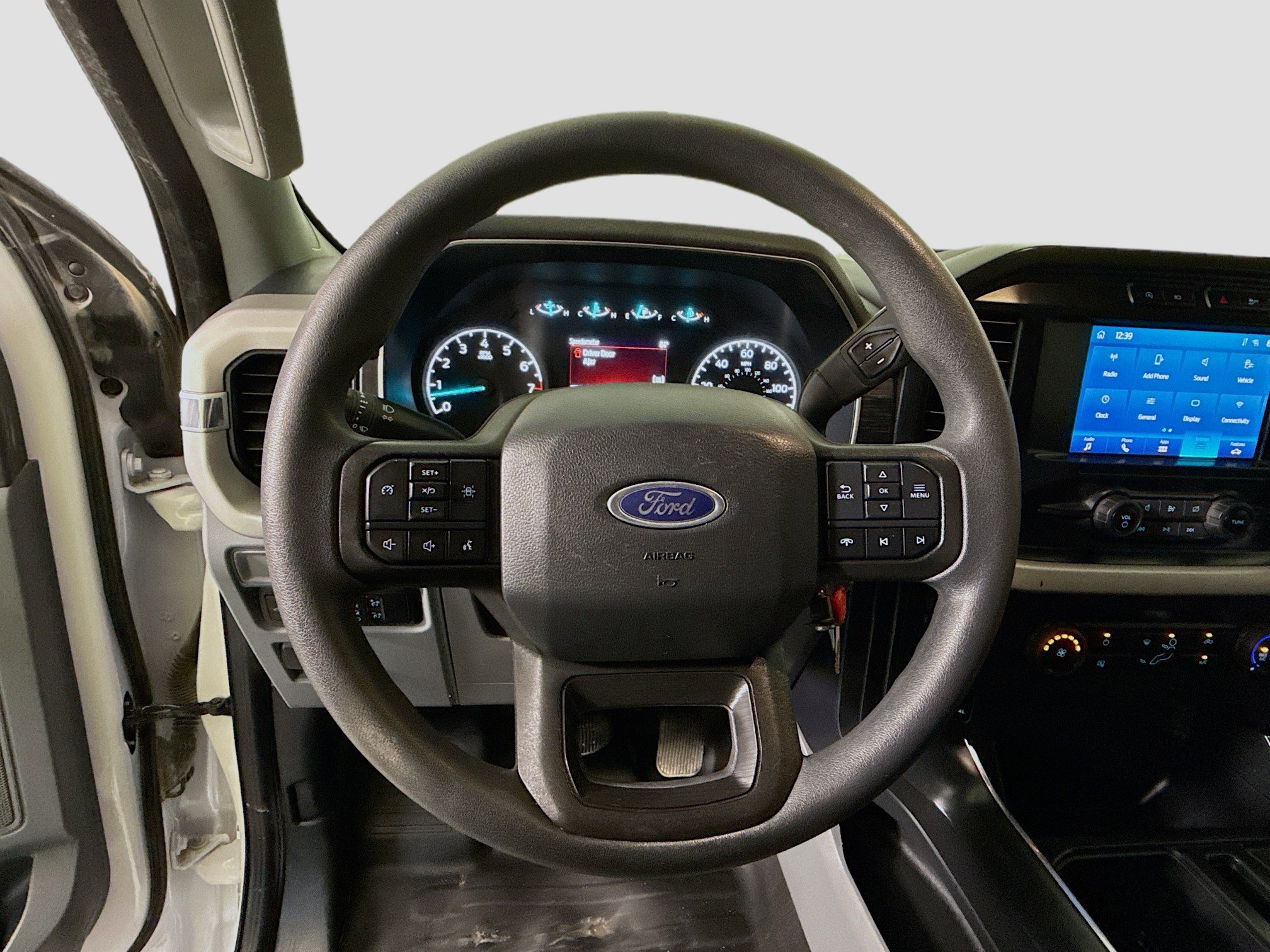 Used 2023 Ford F150 XL w/ Trailer Tow Package image 13