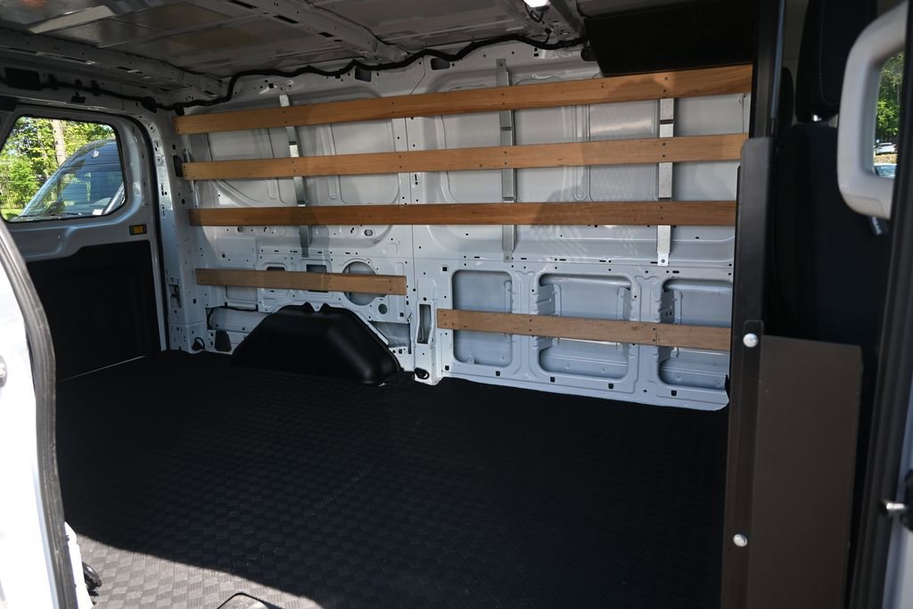 Used 2024 Ford Transit 250 Low Roof w/ Exterior Upgrade Package RWD image 18