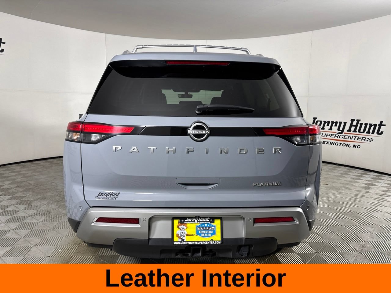 Used 2025 Nissan Pathfinder Platinum w/ Cargo Package FWD image 7