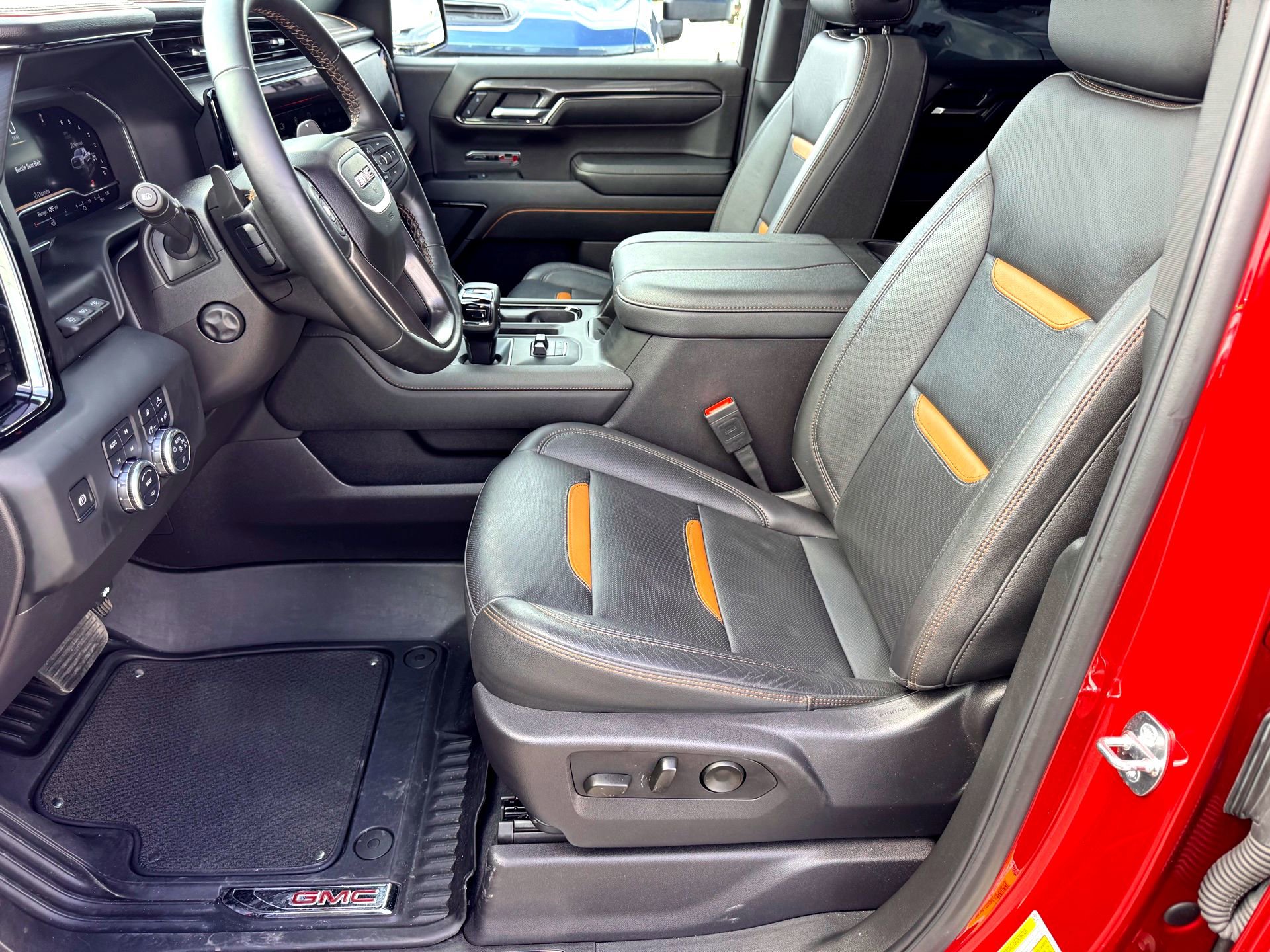 Used 2024 GMC Sierra 1500 AT4 w/ Technology Package image 13