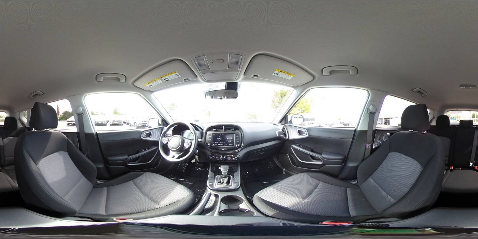 Used 2025 Kia Soul LX w/ LX Technology Package FWD image 42