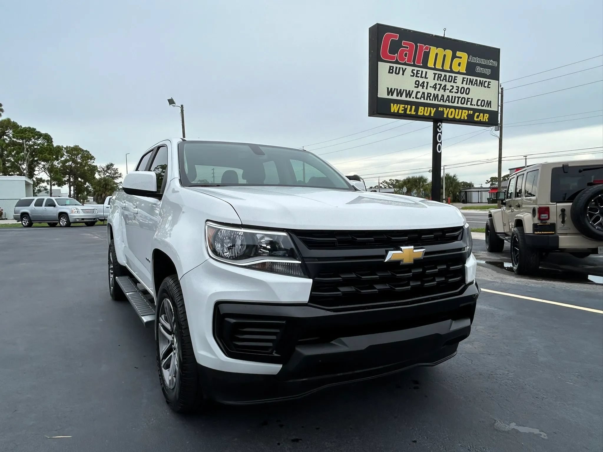 Used 2021 Chevrolet Colorado W/T w/ Custom Special Edition RWD image 4