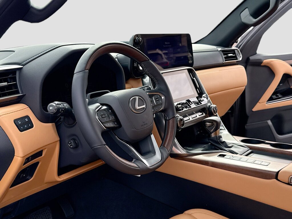 New 2026 Lexus LX 600 4WD w/ Luxury Package image 4