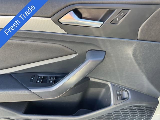 Certified 2023 Volkswagen Jetta S image 9