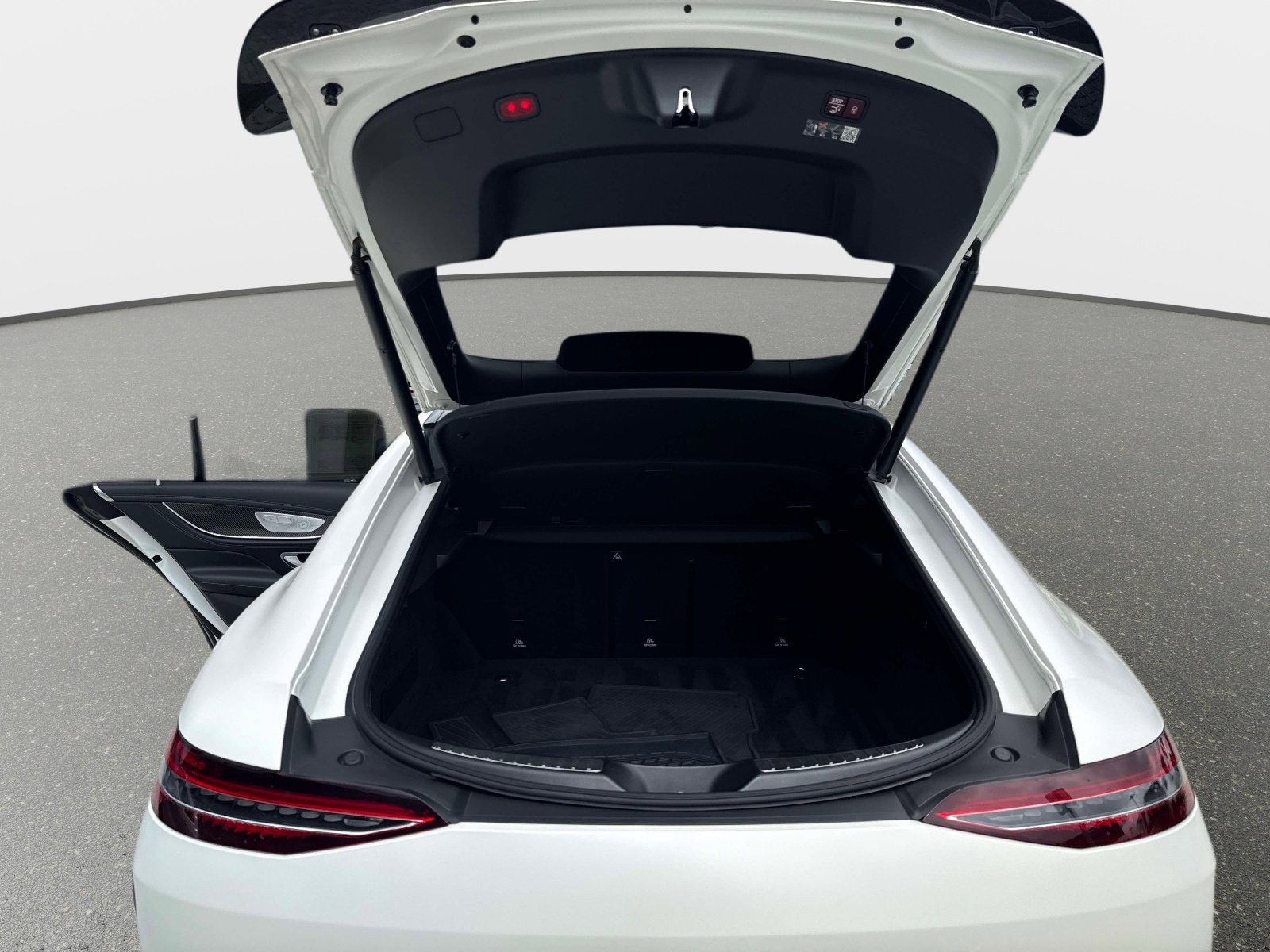 Used 2023 Mercedes-Benz AMG GT 63 image 13