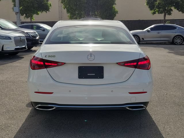 Used 2023 Mercedes-Benz C 300 Sedan image 5