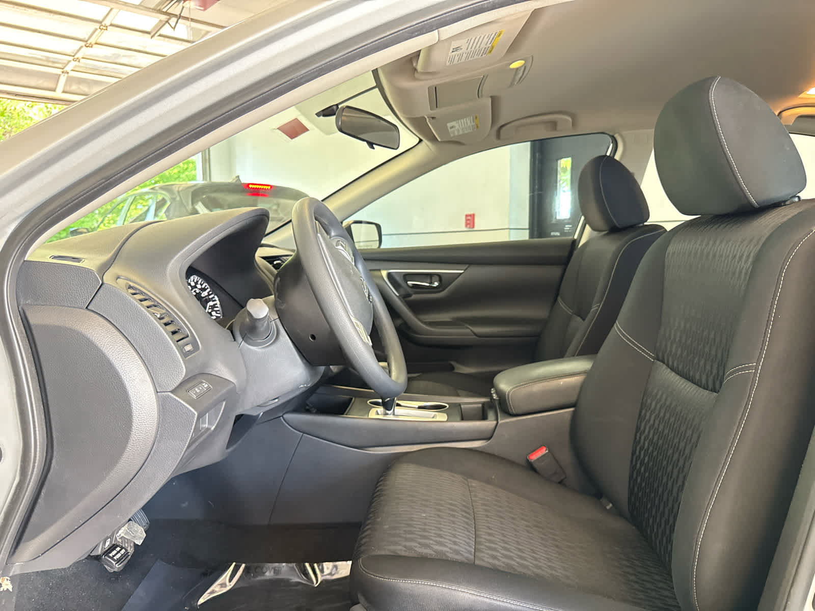 Used 2017 Nissan Altima 2.5 S w/ Power Driver Seat Package FWD image 11