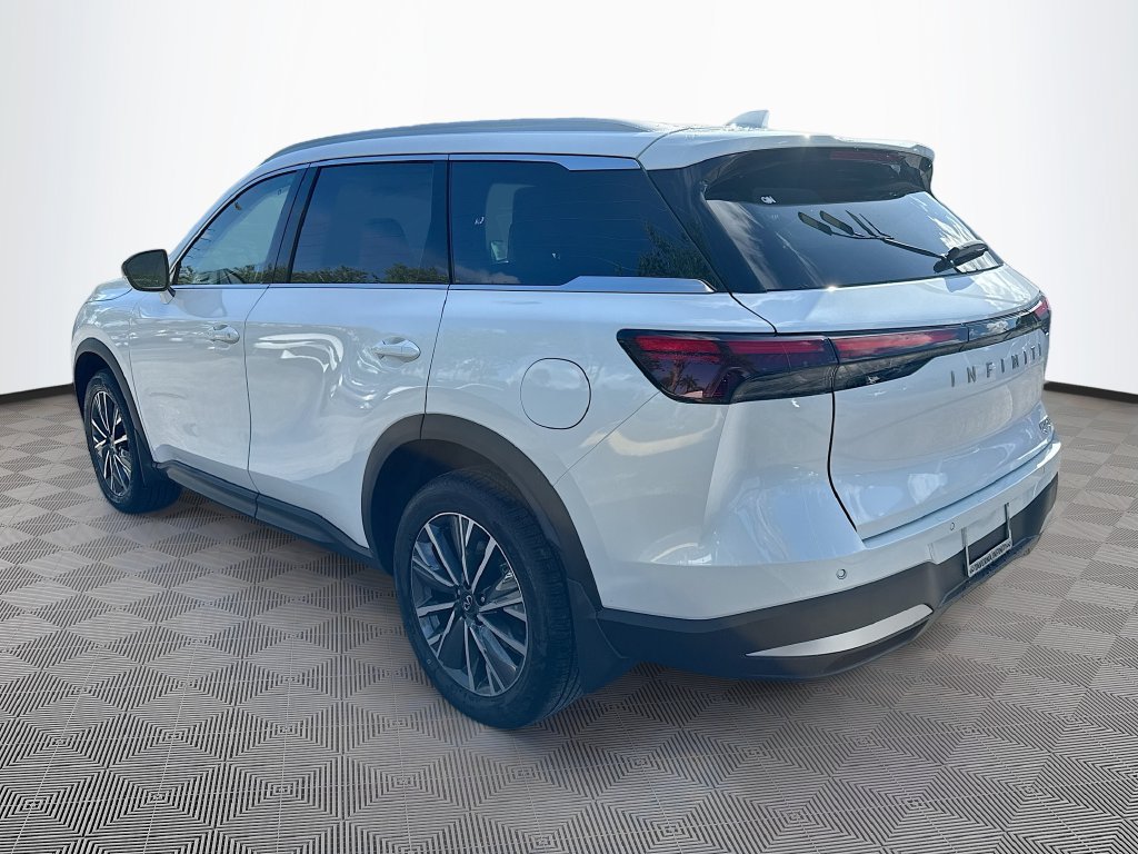 Used 2027 INFINITI QX60 Luxe w/ Cargo Package FWD image 8