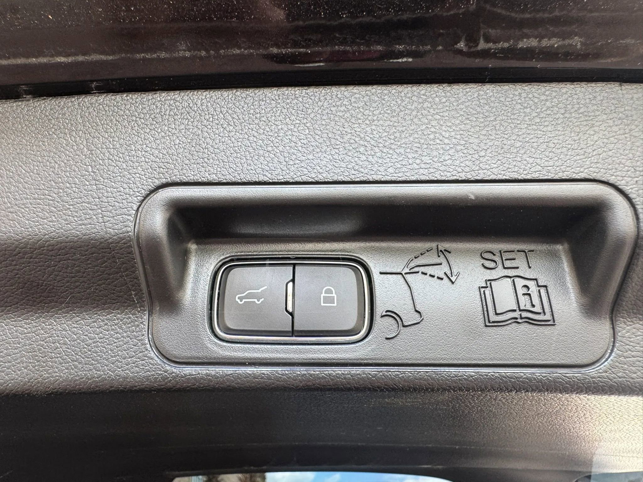 Used 2021 Ford Explorer ST w/ Equipment Group 401A AWD/4WD image 29