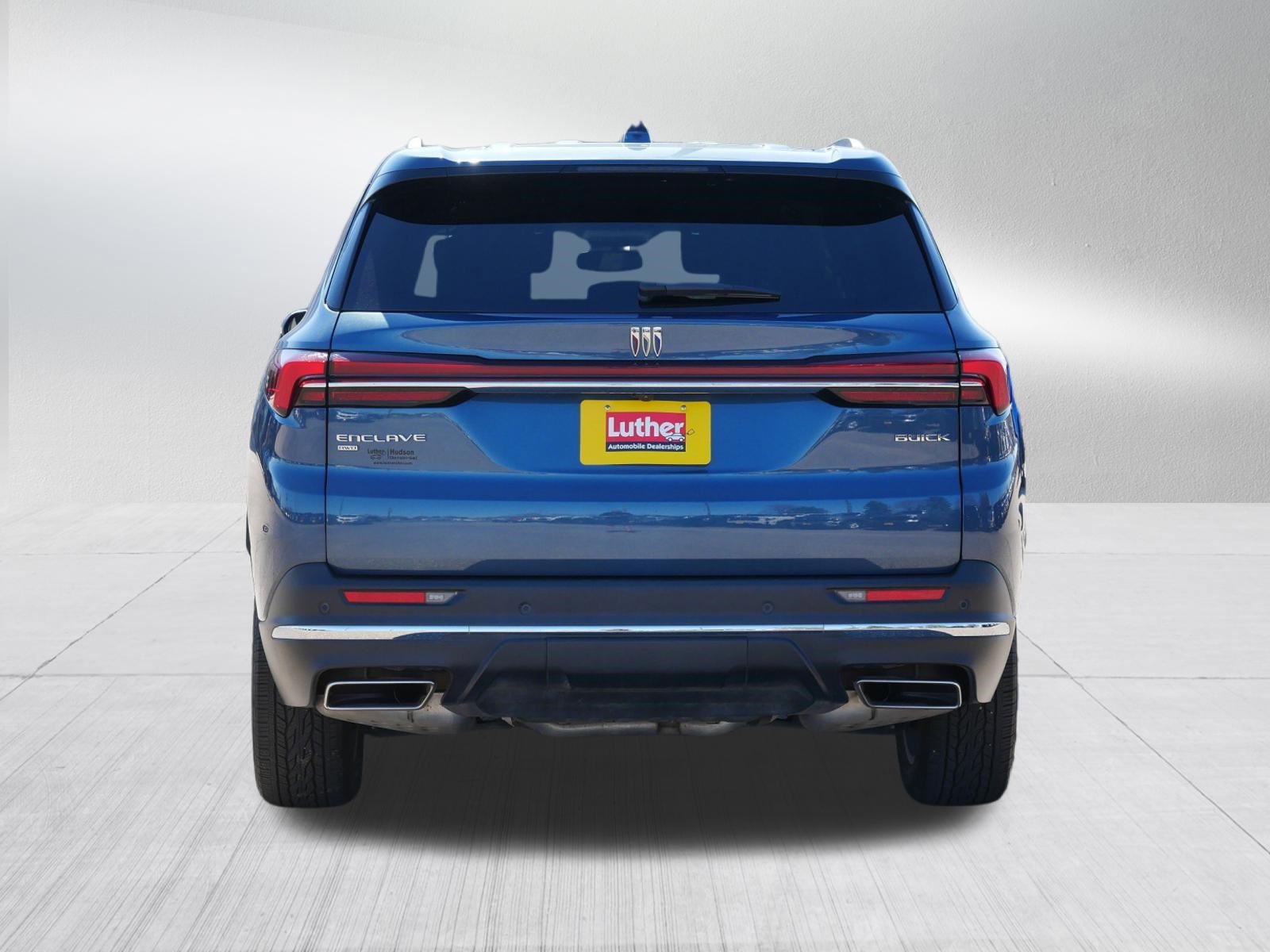 Used 2025 Buick Enclave Preferred image 6