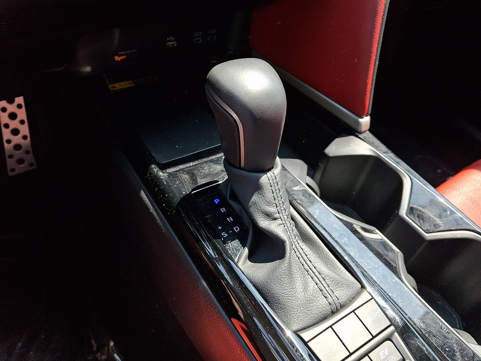 Used 2025 Toyota Camry XSE FWD image 14